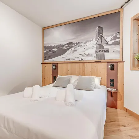 Le Grand Bouquetin - 3 Pieces Pour 6 Personnes Mae-0014 *